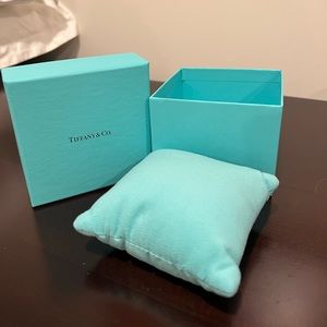 Tiffanys-TIFFANY & Co. Blue box